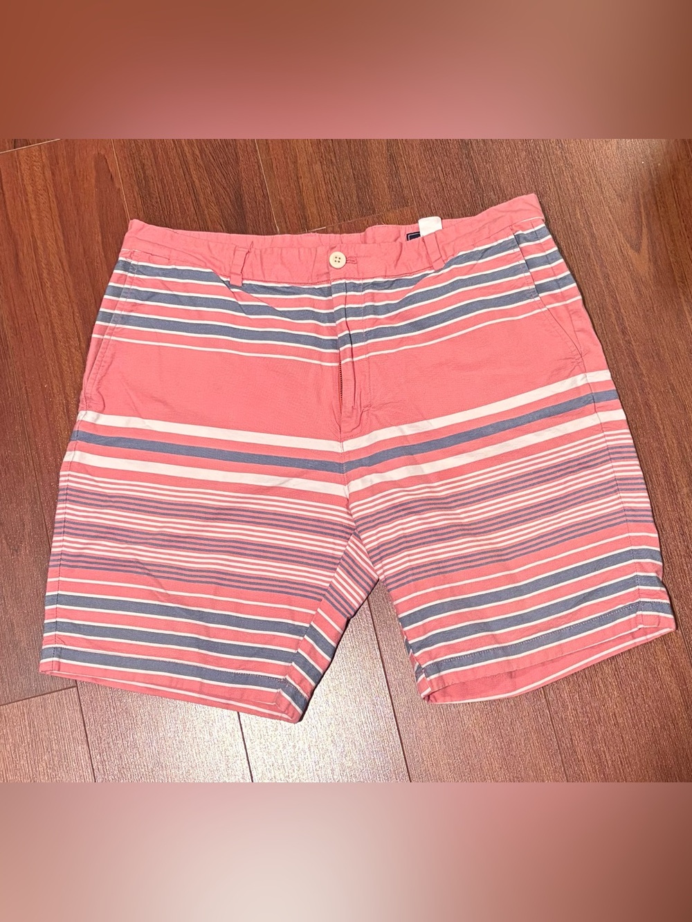 Men’s Vineyard Vines Breaker Shorts Size 38